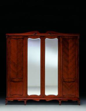 Шкаф гардеробный