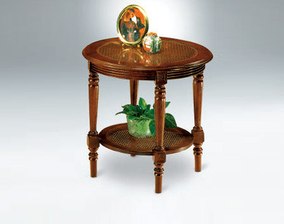 Приставной столик