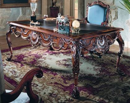 Письменный стол