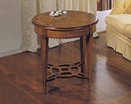 Приставной столик