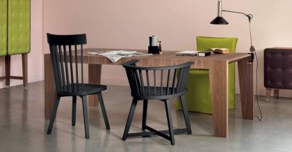 Обеденный стол