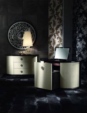 Туалетный столик