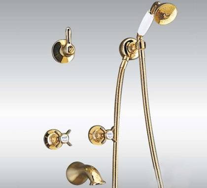 Смеситель для ванной