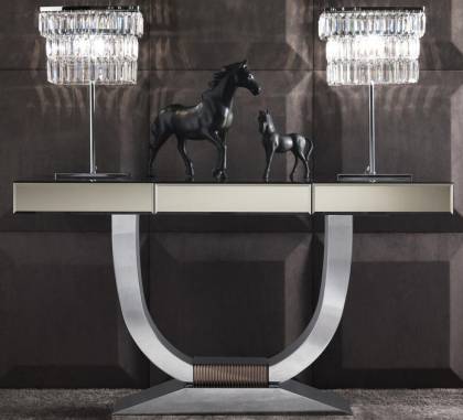 Консольный стол