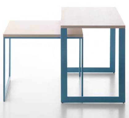 Приставной столик